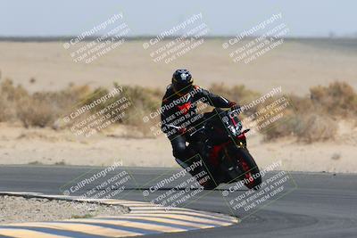 media/Mar-28-2022-Superbike Trackdays (Mon) [[b8603d0f67]]/Open Track Time/Turn 16/